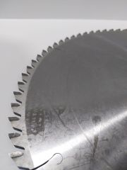KÖNİG 300*3.2*30 Z:72 AHŞAP ELMAS DAİRE TESTERESİ