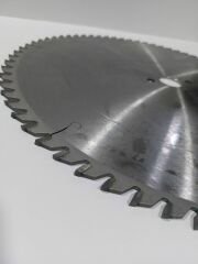 KÖNİG 400*4.0*30 Z: 60 AHŞAP ELMAS DAİRE TESTERESİ